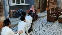 Akhlak merupakan fondasi utama dalam kehidupan seorang muslim