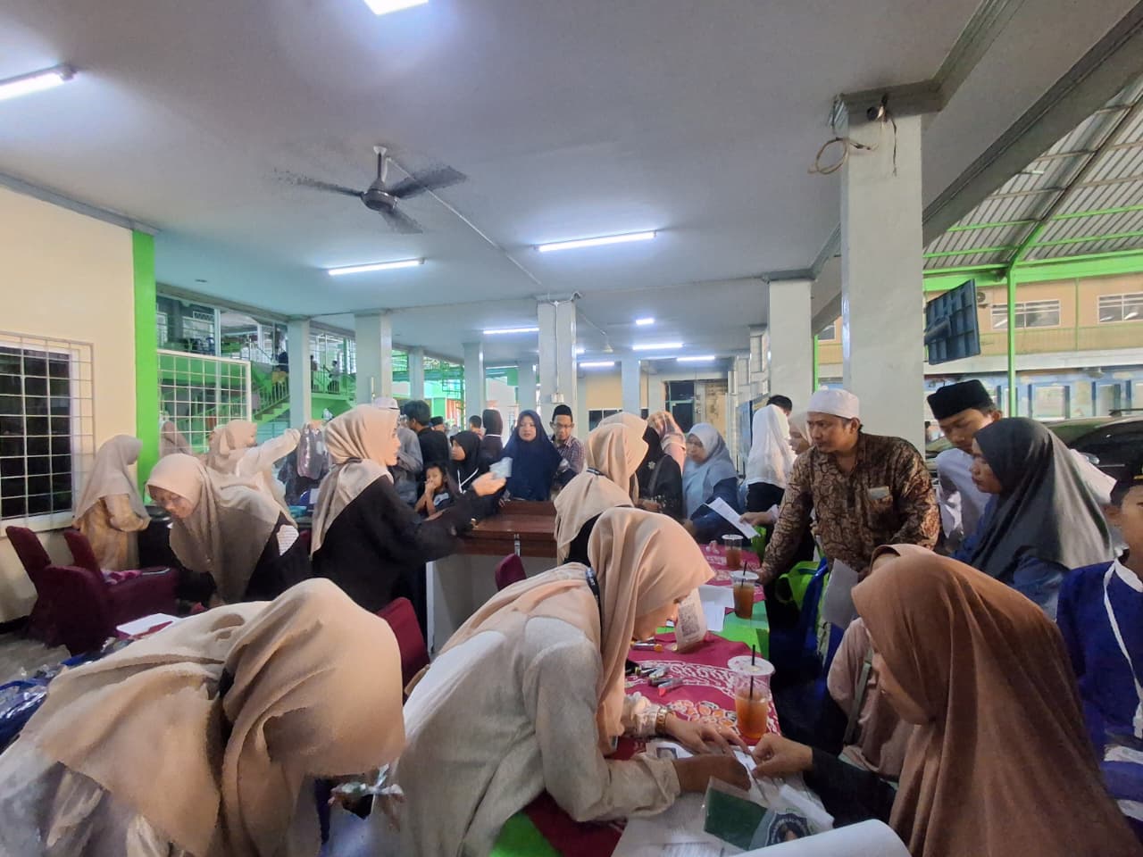 Pondok pesantren merupakan salah satu lembaga pendidikan Islam tertua di Indonesia